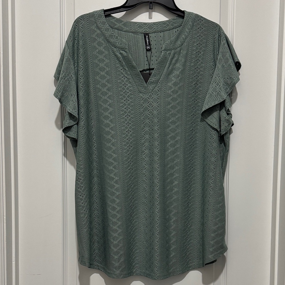 Womens Sage Green Eyelet Flutter Sleeve Top - XXL NWT